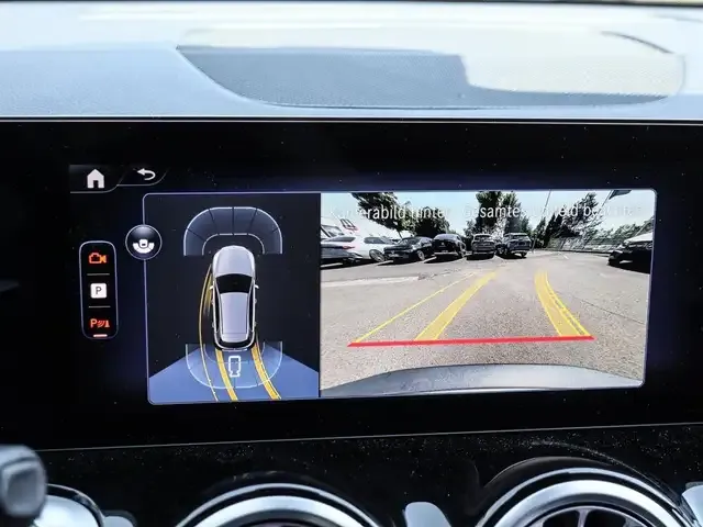 Mercedes-Benz EQB 250