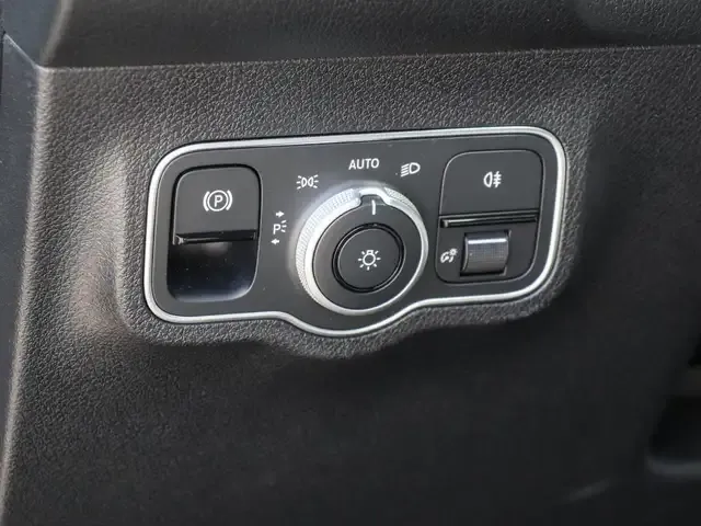 Mercedes-Benz EQB 250