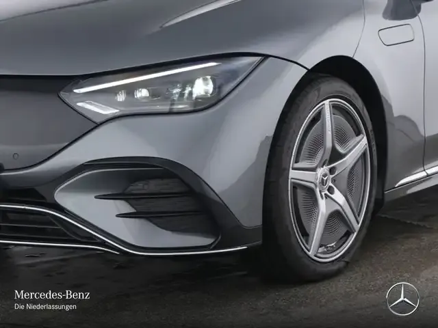 Mercedes-Benz EQE 350