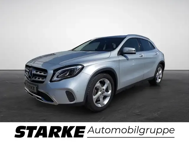 Mercedes-Benz GLA 180