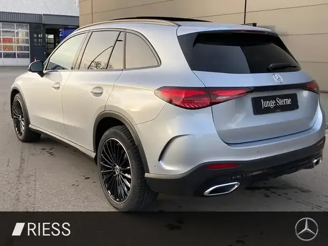 Mercedes-Benz GLC 220