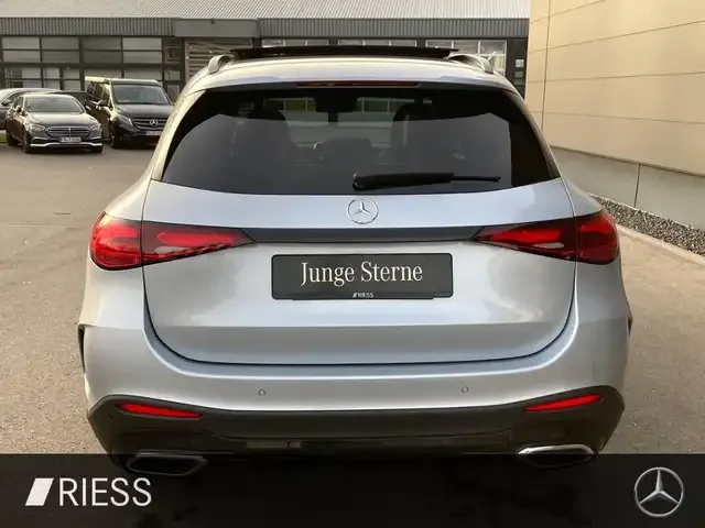 Mercedes-Benz GLC 220