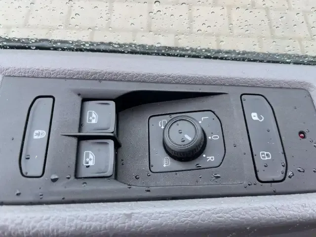 Volkswagen T6.1 Caravelle