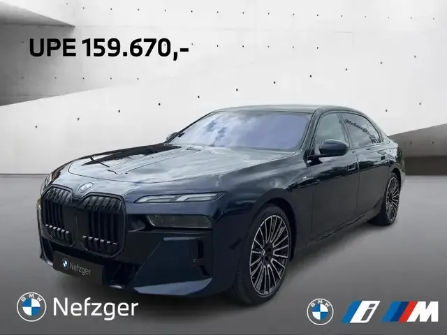 BMW 740