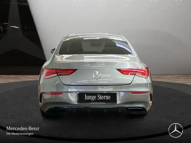 Mercedes-Benz CLA 250