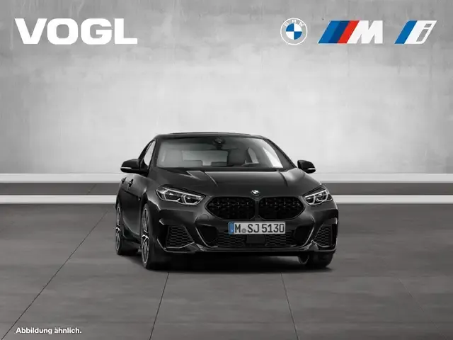BMW 235
