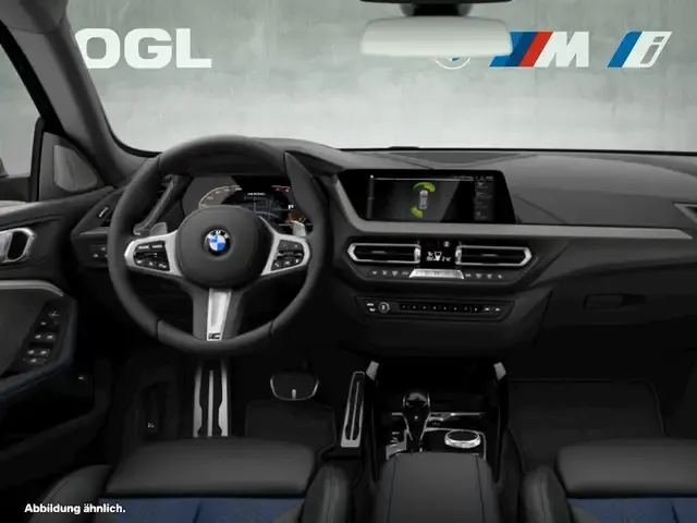BMW 235