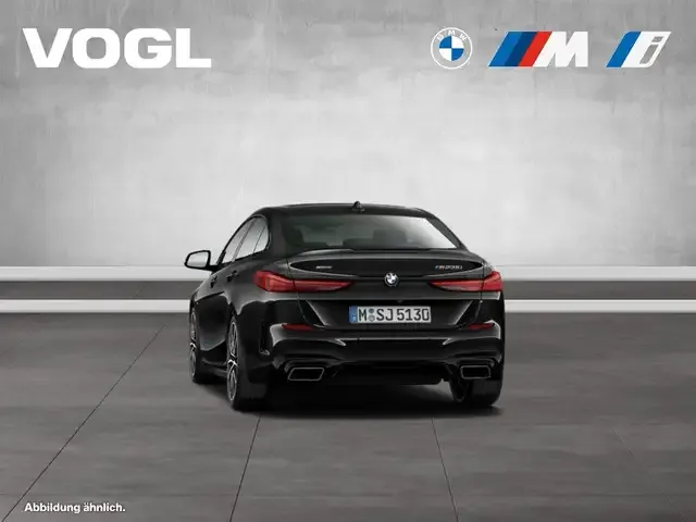 BMW 235