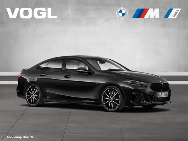 BMW 235