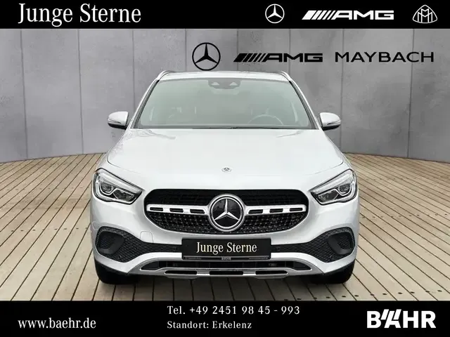 Mercedes-Benz GLA 200