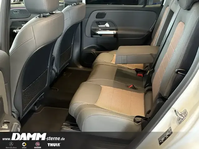 Mercedes-Benz EQB 350