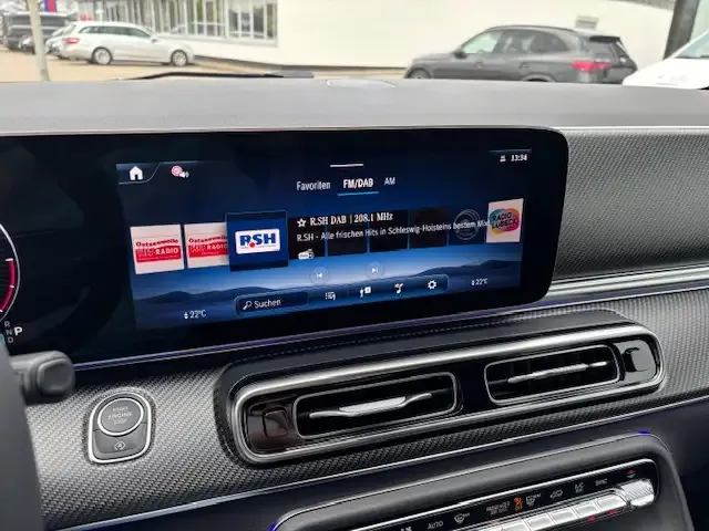 Mercedes-Benz V 220