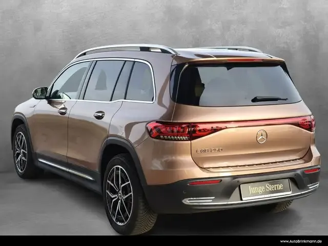 Mercedes-Benz EQB 250