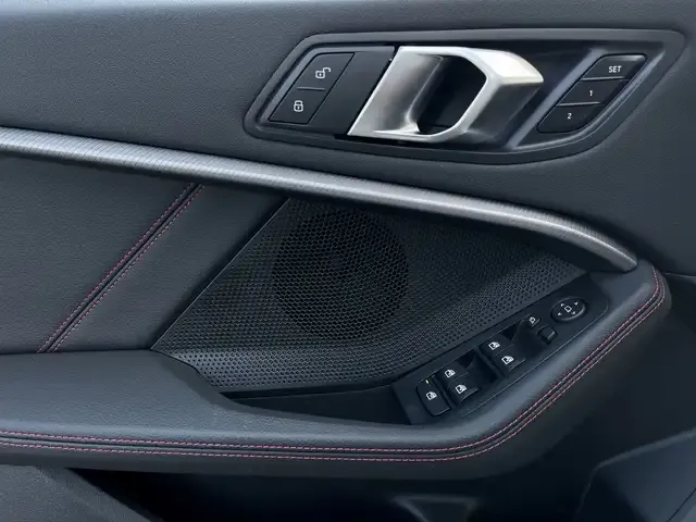 BMW 128