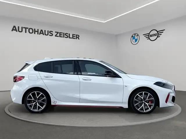 BMW 128