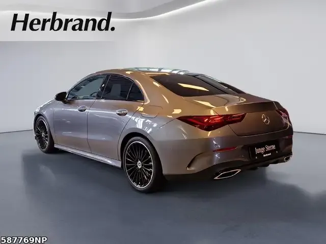 Mercedes-Benz CLA 250