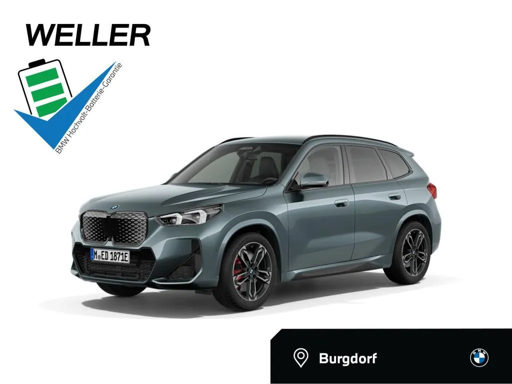 BMW iX1