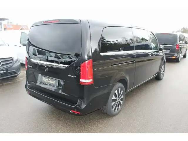 Mercedes-Benz V 300