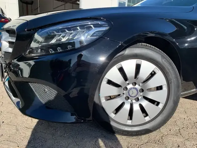 Mercedes-Benz C 180
