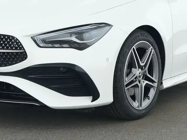 Mercedes-Benz CLA 180