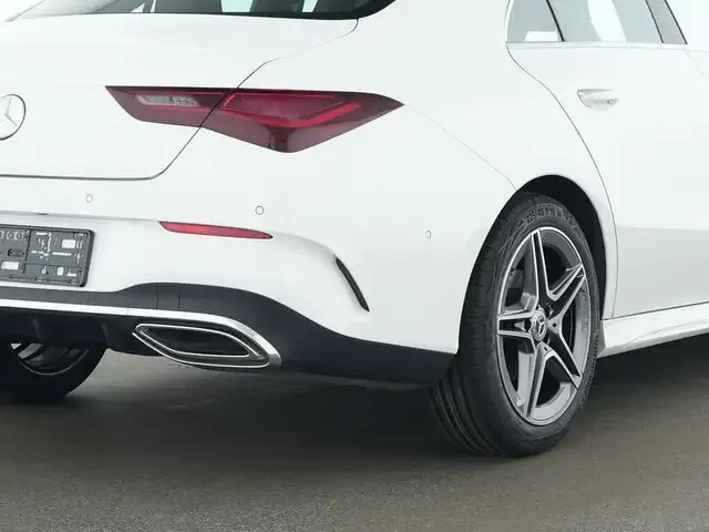 Mercedes-Benz CLA 180