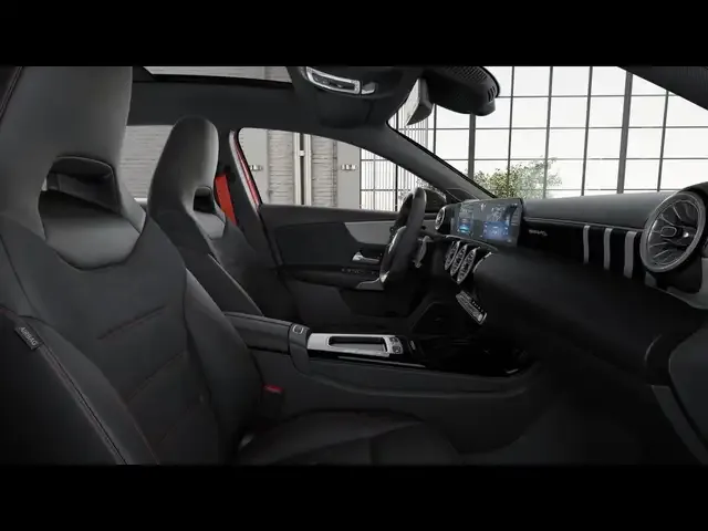 Mercedes-Benz A 45 AMG