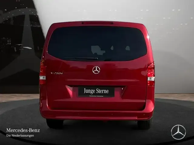 Mercedes-Benz V 250