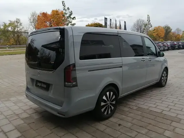 Mercedes-Benz EQV 300