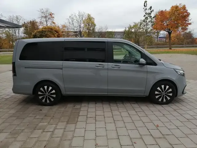 Mercedes-Benz EQV 300