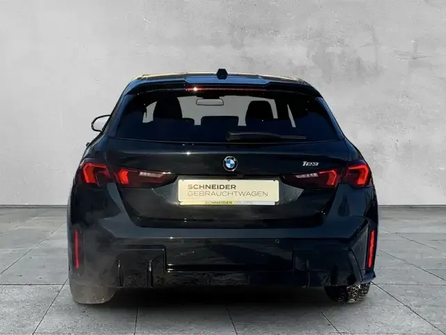 BMW 123