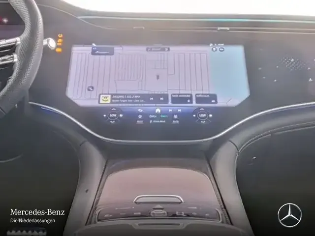 Mercedes-Benz EQS SUV