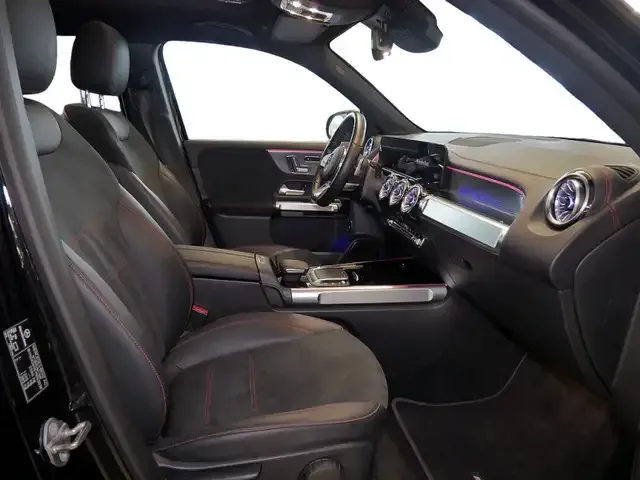 Mercedes-Benz EQB 300