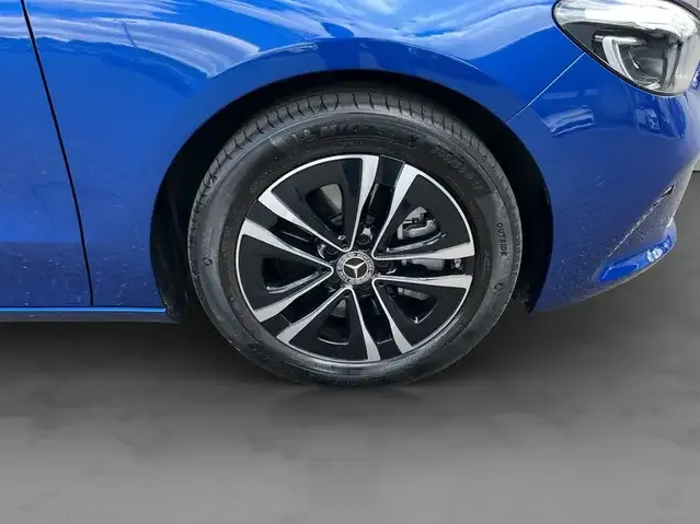 Mercedes-Benz B 250