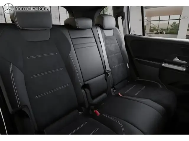 Mercedes-Benz GLB 200