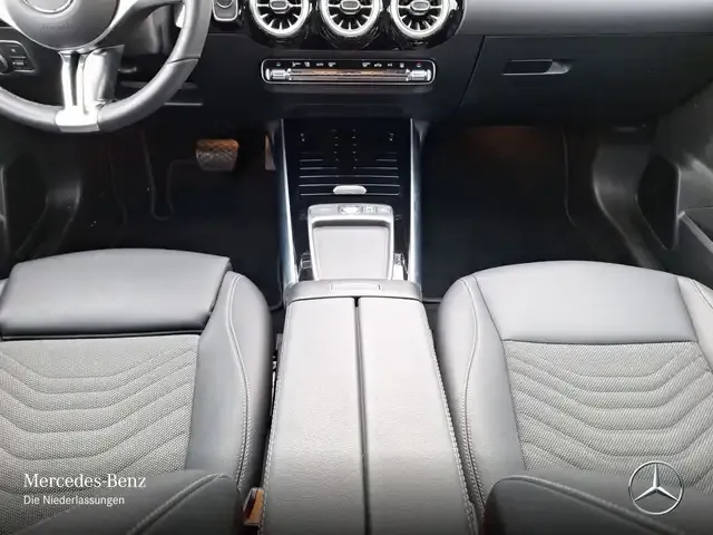 Mercedes-Benz EQA 350