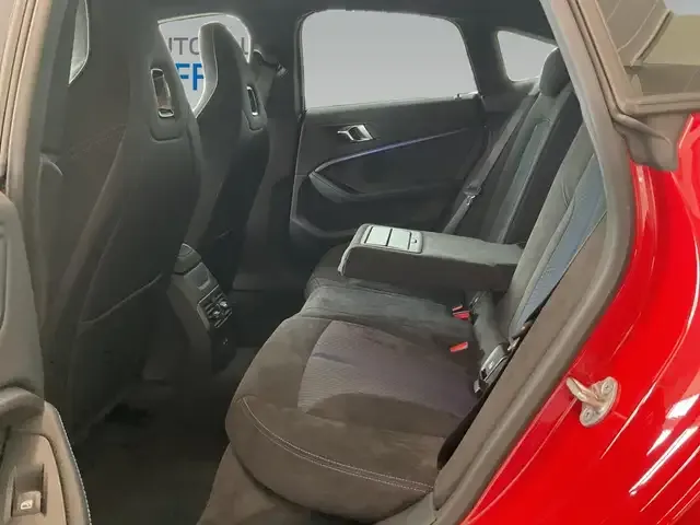 BMW 235