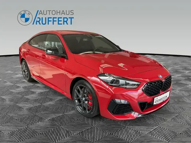 BMW 235