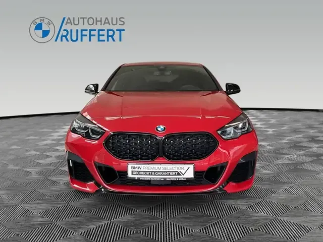 BMW 235