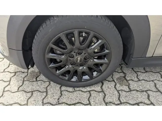 MINI One
