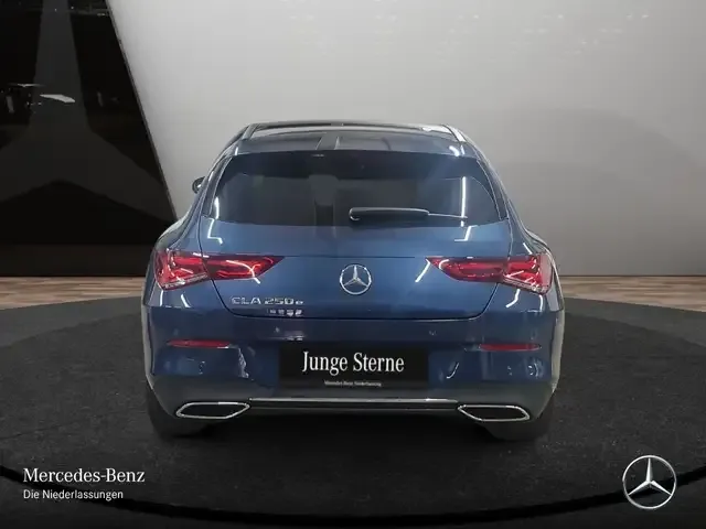 Mercedes-Benz CLA 250