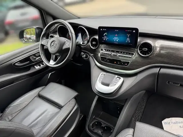 Mercedes-Benz EQV 300