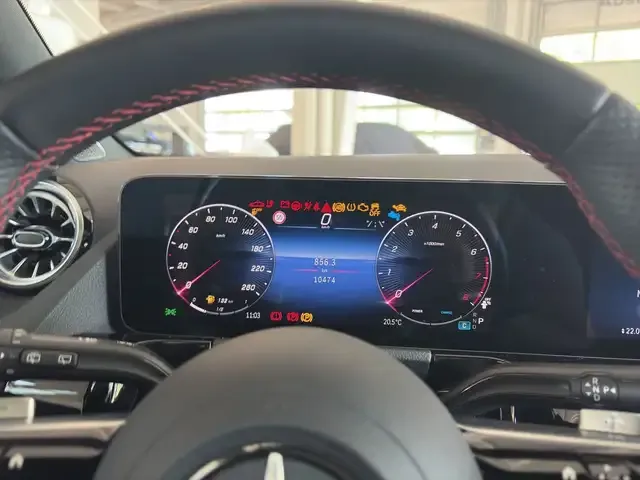 Mercedes-Benz B 200