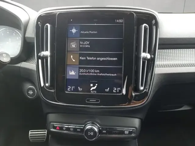 Volvo XC40