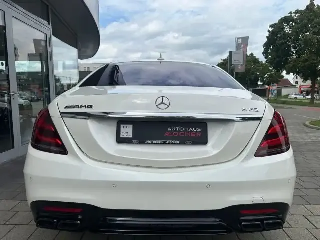 Mercedes-Benz S 63 AMG