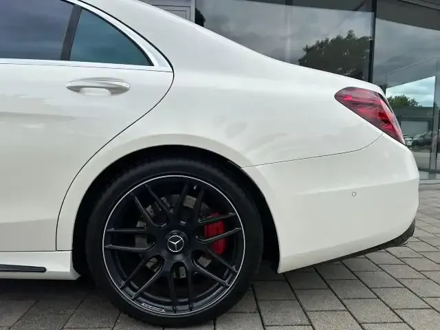Mercedes-Benz S 63 AMG