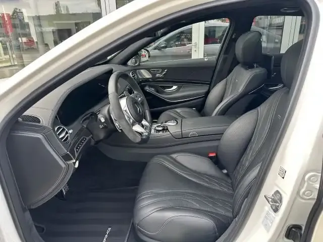 Mercedes-Benz S 63 AMG