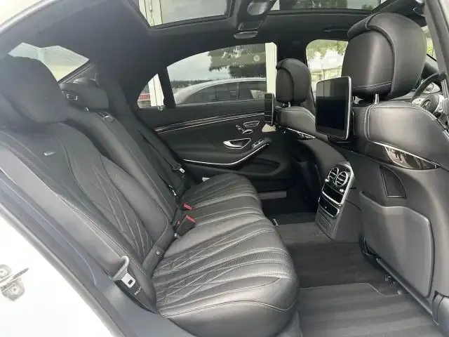 Mercedes-Benz S 63 AMG