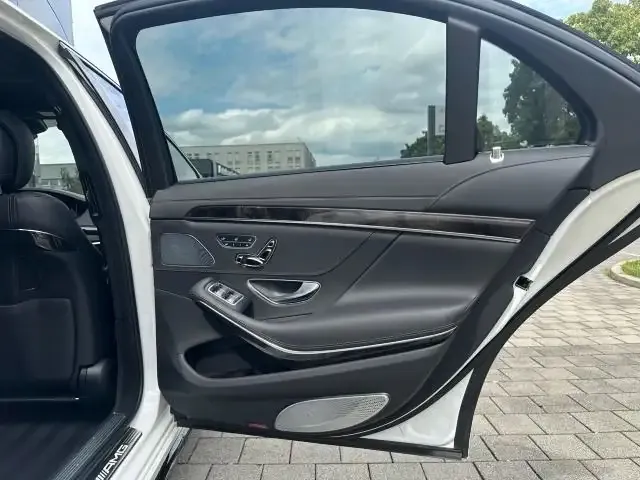 Mercedes-Benz S 63 AMG