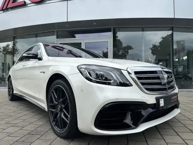 Mercedes-Benz S 63 AMG