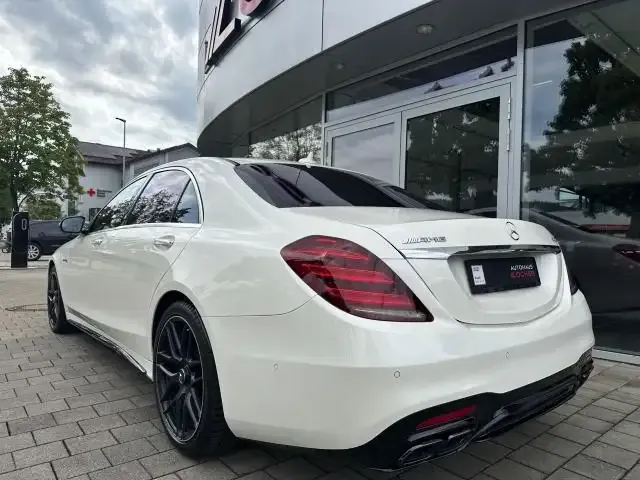 Mercedes-Benz S 63 AMG
